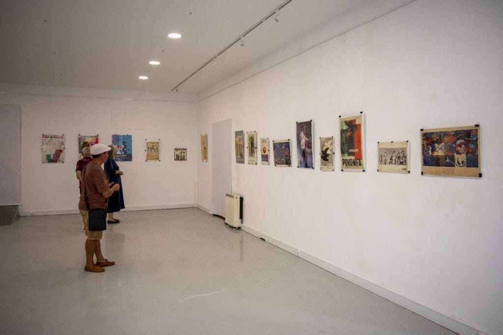 Barcelos: Primeiro "Avante" pós 25 de abril ou livros proibidos pelo Estado Novo em exposição a não perder barcelos expoiscao 6