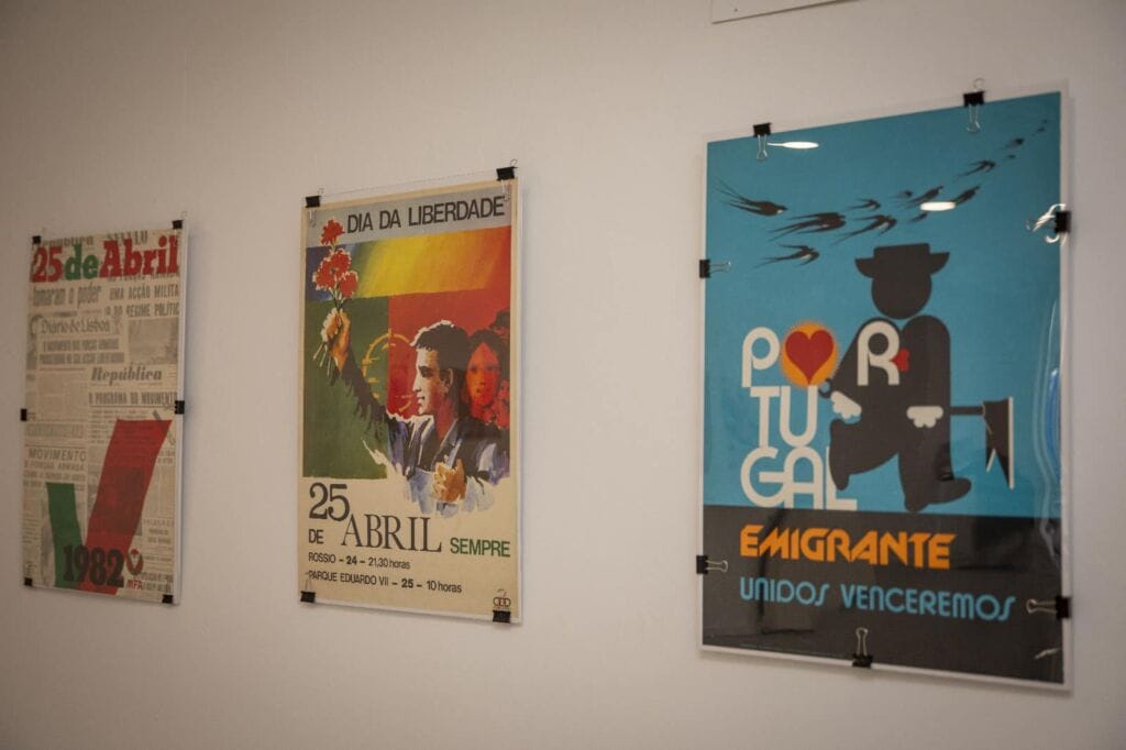 Barcelos: Primeiro "Avante" pós 25 de abril ou livros proibidos pelo Estado Novo em exposição a não perder barcelos exposicao 8