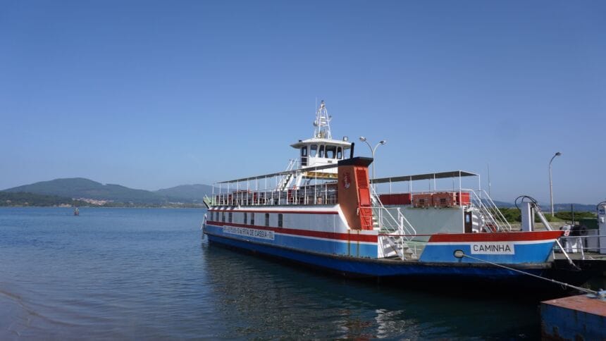 ferryboat caminha rio minho