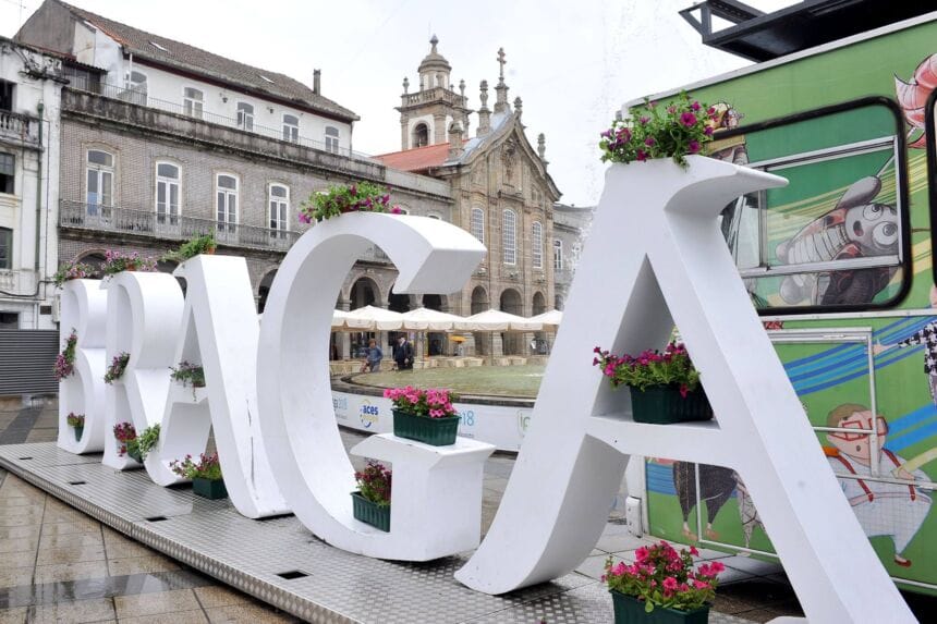Braga: Moradores e comerciantes desafiados a enfeitar com flores as ruas do centro Braga Florida