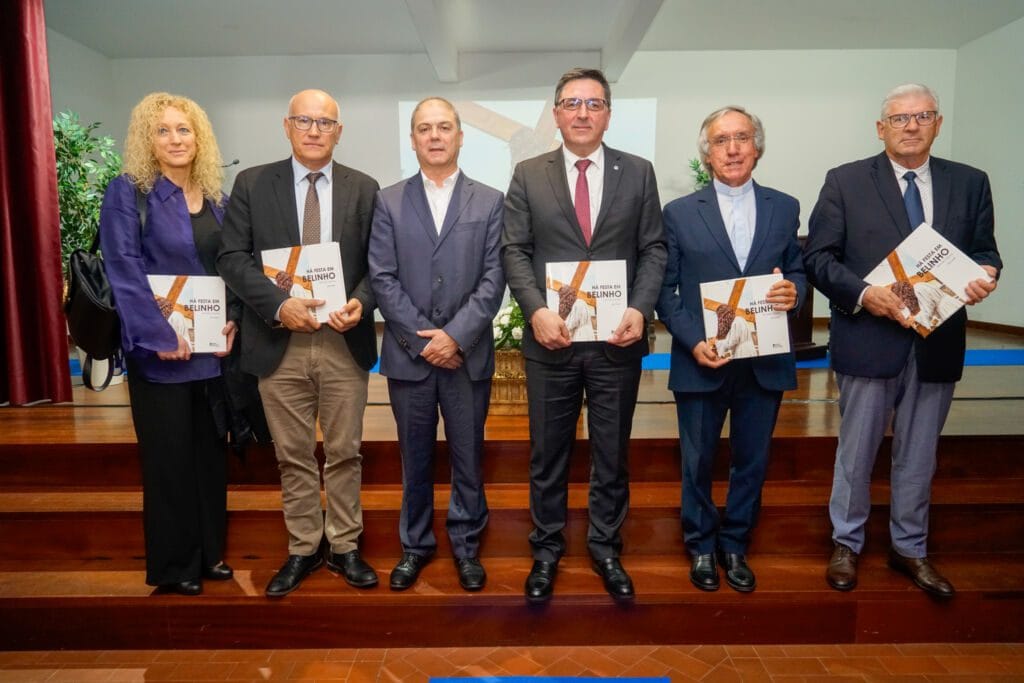 Esposende: Se é de Belinho não pode perder este livro porque "Há festa..." Belinho livro