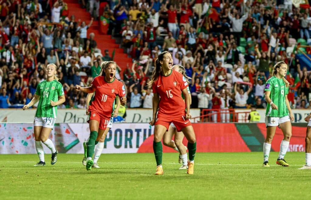 Futebol: Portugal vence “fácil” com goleada IMG 0293