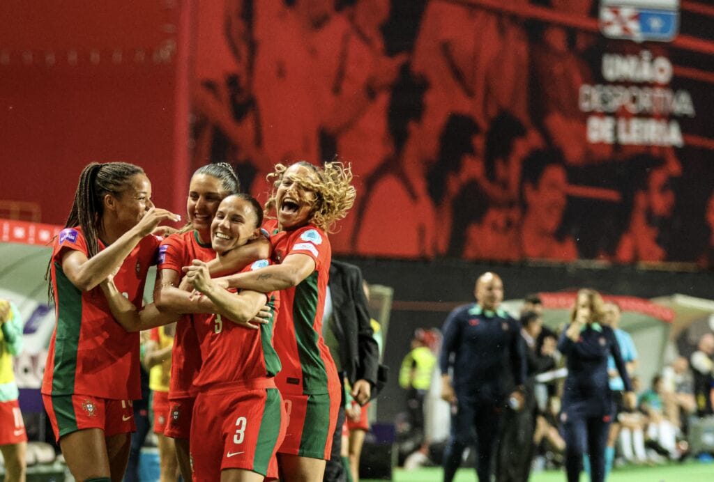 Futebol: Portugal vence “fácil” com goleada Portugal