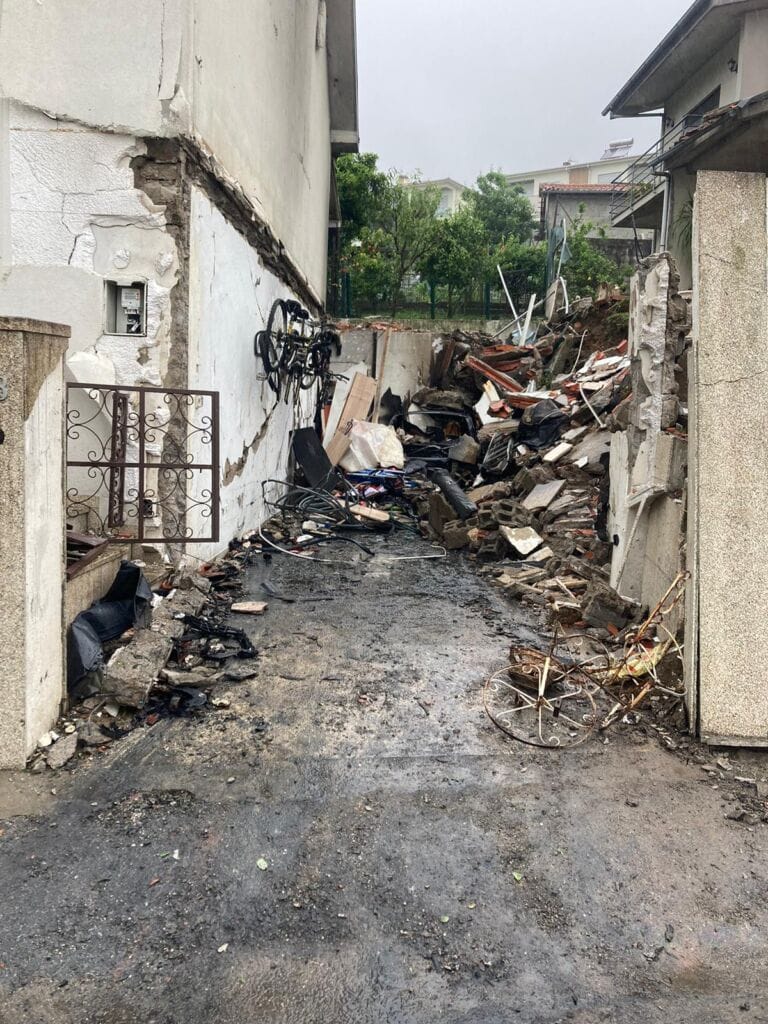 Vila Verde: Explosão destrói garagem e afeta 11 casas. "Foi milagre ninguém morrer", afirmam bombeiros Vila Verde explosão turiz