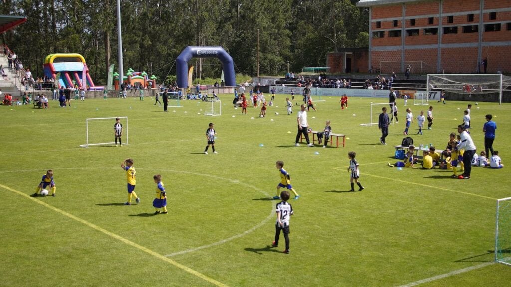 Futebol: "Naturalmente" uma celebração do desporto de formação em Esposende esposende concelhio final futebol