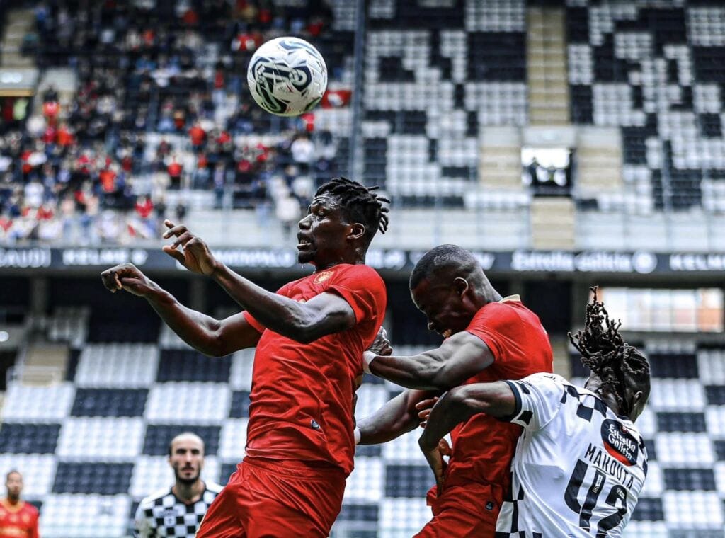Futebol: Boavista e Gil empatam no Bessa em jogo "sem marrecos" Gil Vicente FC
