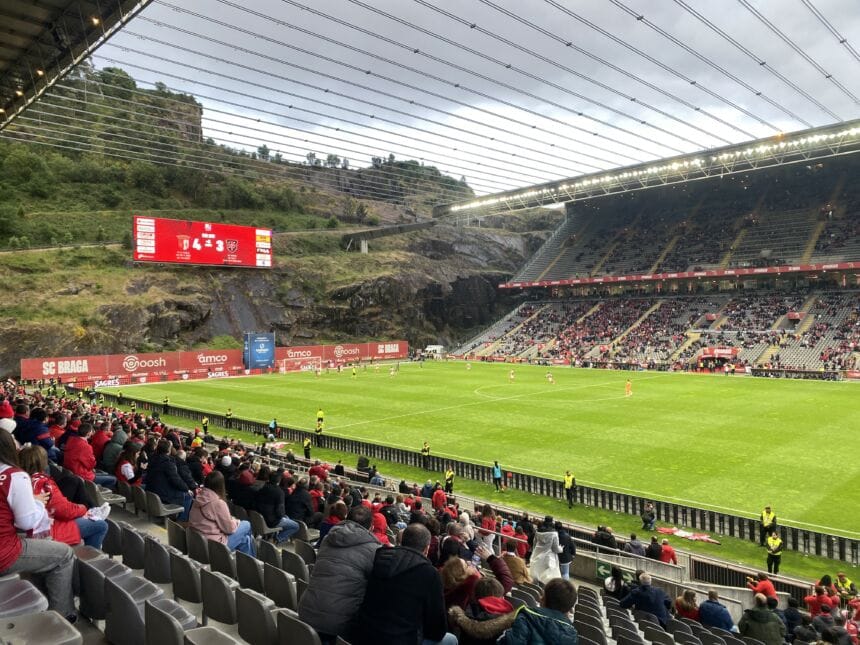 Futebol: SC Braga vence Casa Pia em jogo louco image 1