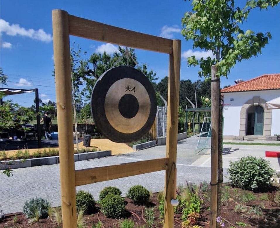 Braga: "Inclusivo e inspirador". Eis o novo jardim sensorial da CERCI Jardim Cerci Braga