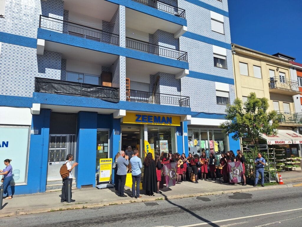 Marca "low cost" Zeeman abriu em Braga e cria 6 postos de trabalho diretos Zeeman