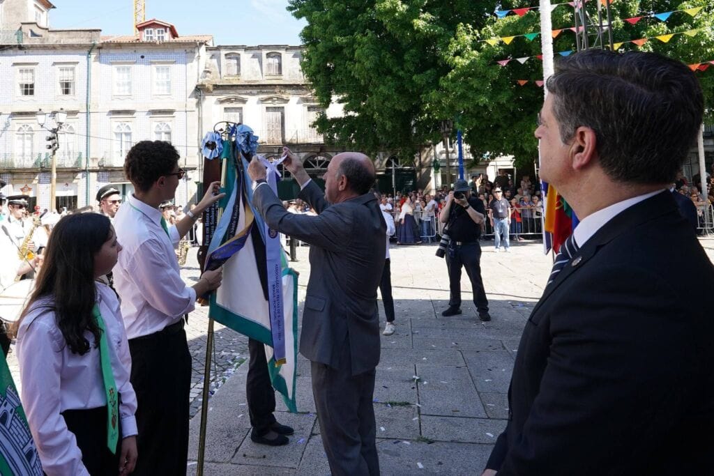 Braga: Balão lançado e venha a noite grande de São João 448925627 921810056653937 6274021636367848054 n