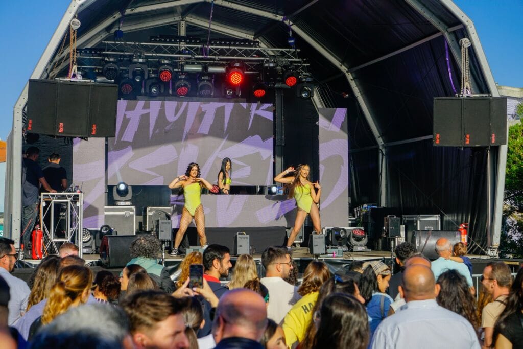 Ágata, Sertanejinho, Balck Mamba e tributos a Tina Turner e Gipsy Kings para celebrar Esposende Esposende verão Benjamim Pereira