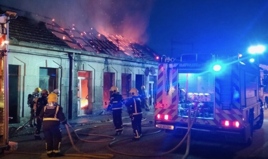 Alto Minho: BV Valença atravessam fronteira para combater incêndio na avenida Portugal Bombeiros Valenca Tui