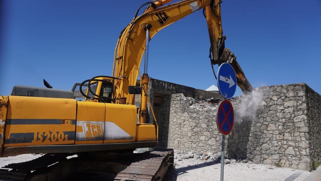 Demolir Apulia Esposende erosao pedrinhas cedovem - 1