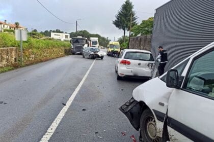 acidente esposende forjaes en103 - 1