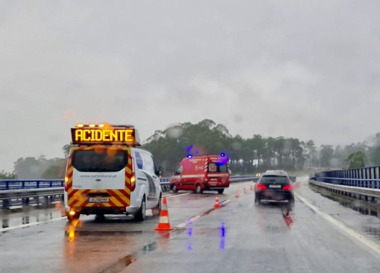 Esposende: Acidente em ponte da A28. Mais um "no sítio do costume" Acidente A28 esposende