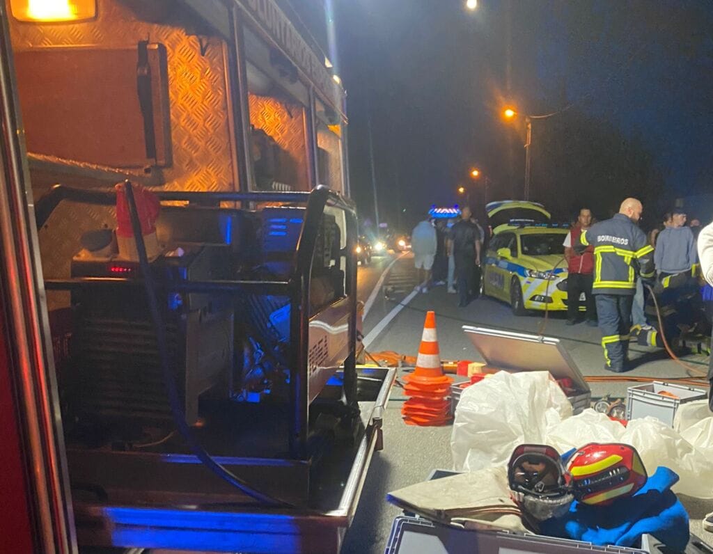 Esposende: Dois feridos graves em despiste na EN13 Acidente noite esposende