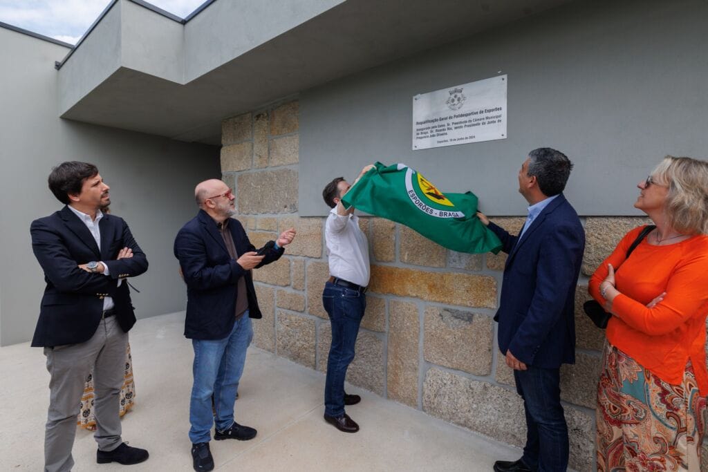 Braga: Está requalificado e inaugurado o polidesportivo de Esporões Braga polidesportivo esporões