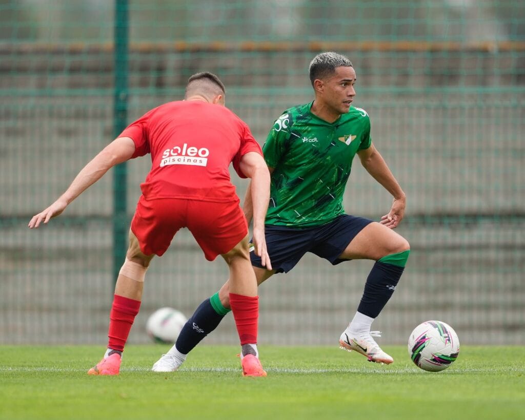 Futebol: Cónegos vencem SC Braga na casa dos Guerreiros em Fão Moreirense SC Braga