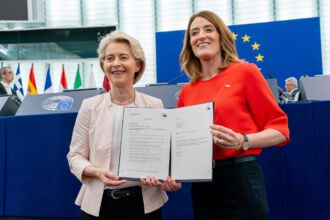 Ursula e Roberta União Europeia Europa
