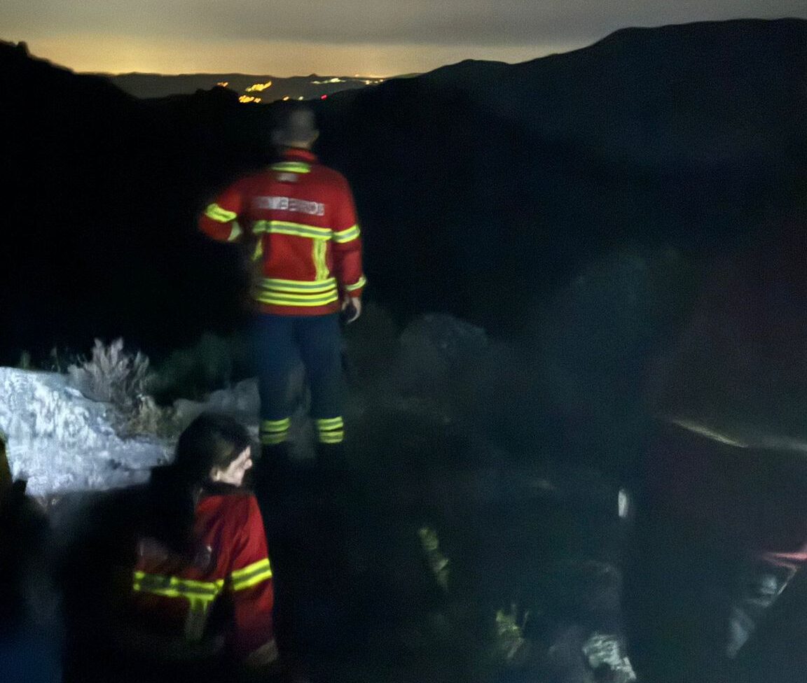 Arcos de Valdevez: Mulher resgatada ferida no PNPG pelos bombeiros resgate montanha PNPG bombeiros