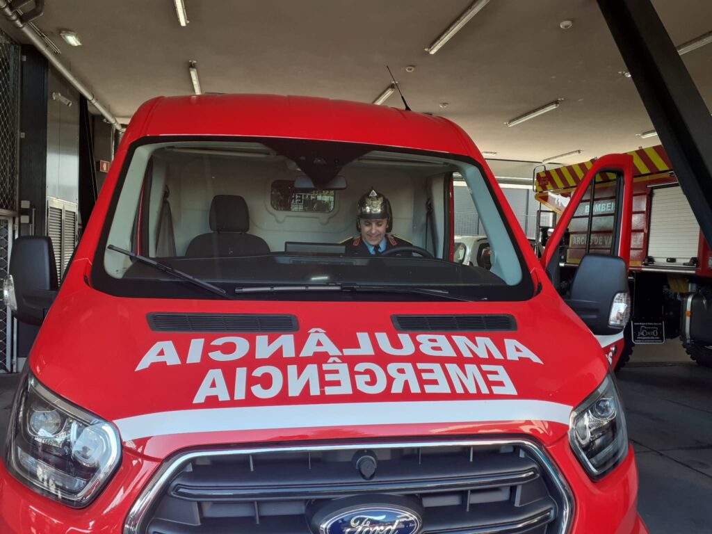Arcos de Valdevez: Comunidade emigrante dos EUA oferece ambulância aos bombeiros Bombeiros dos Arcos de Valdevez