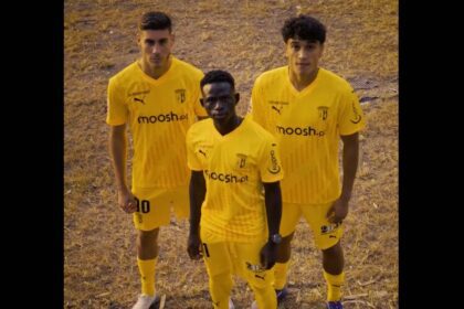 SC Braga amarelo equipamento