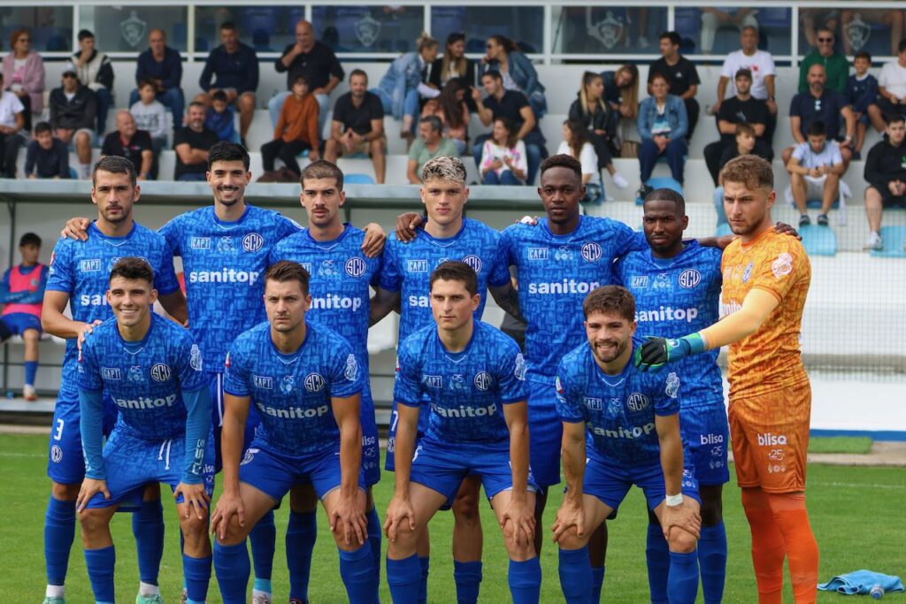 Futebol: Vianense "cai" da Taça de Portugal aos pés do Portimonense SC Vianense
