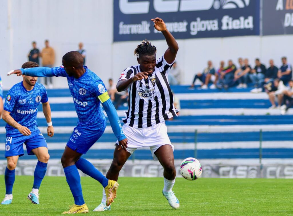 Futebol: Vianense "cai" da Taça de Portugal aos pés do Portimonense SC Vianense