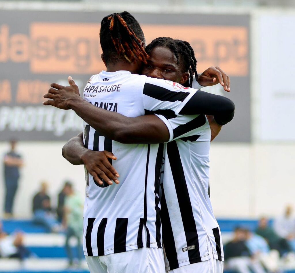 Futebol: Vianense "cai" da Taça de Portugal aos pés do Portimonense SC Vianense 1 3 Portimonense 8