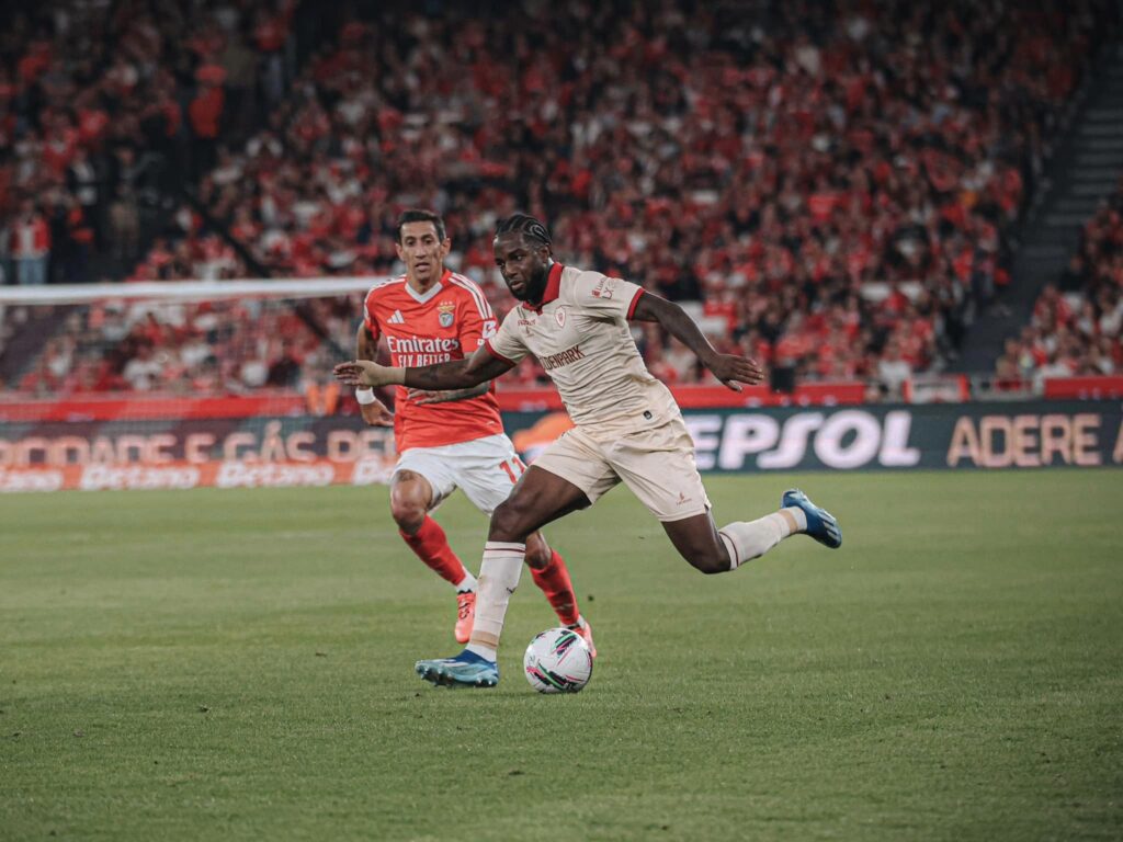 Futebol: Gil Vicente FC durou 17 minutos e veio para casa "depenado" gil vicente fc