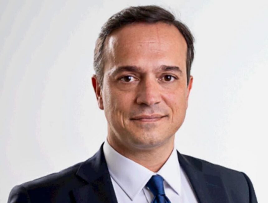 Não se ganham eleições com escolhas abrasonadas por um militantismo que desconsidera o que se passa fora da vida partidária eleições Hugo Pires opinião braga