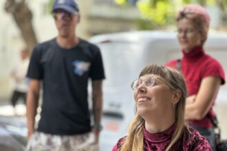 Zora saltou para salvar o irmão