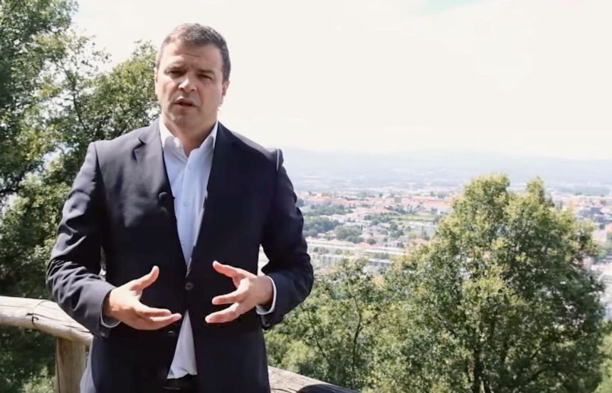 artur feiro Braga socialista