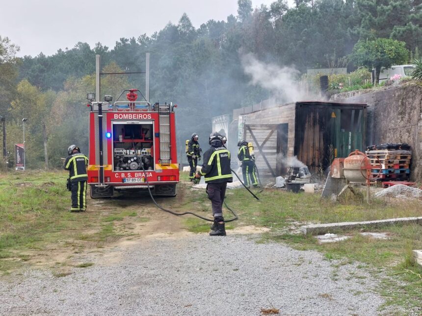Braga: Incêndio em barracão de empresa causa danos sapadores de braga