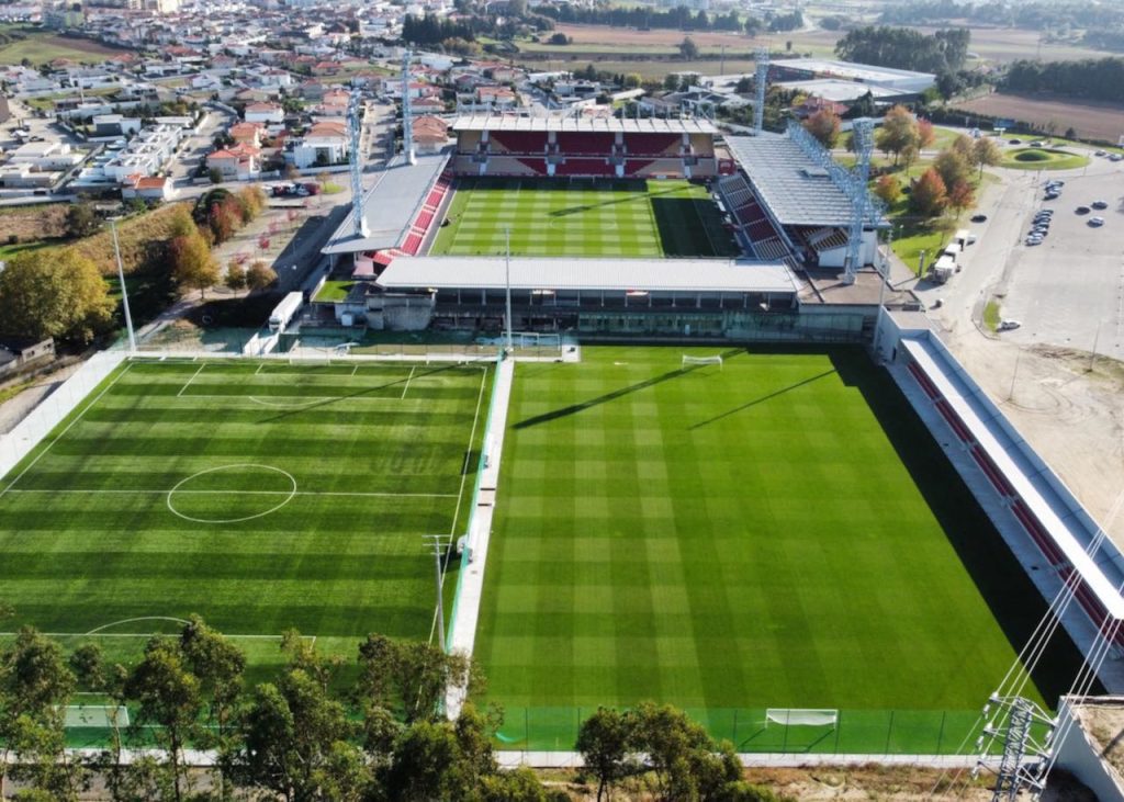 Futebol: Já só falta inaugurar os novos campos de treino do "Cidade Barcelos" Estadio Cidade de Barcelos e campos de treino - 3
