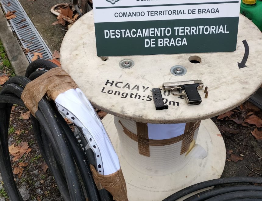 Braga: Arguido por furto de cabos de telecomunicações e posse ilegal de arma GNR Braga cabo arma