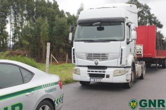 Viana GNR camião