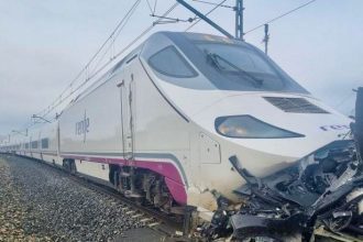 portugueses morrem colhidos por comboio em valladolid - 1