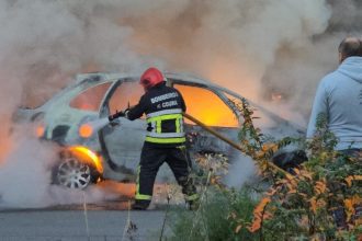 carro arde paredes de coura