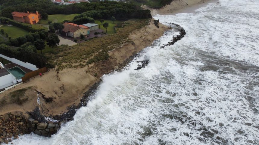 Esposende: Parque de energia de ondas para proteger costa erosao esposende ondas