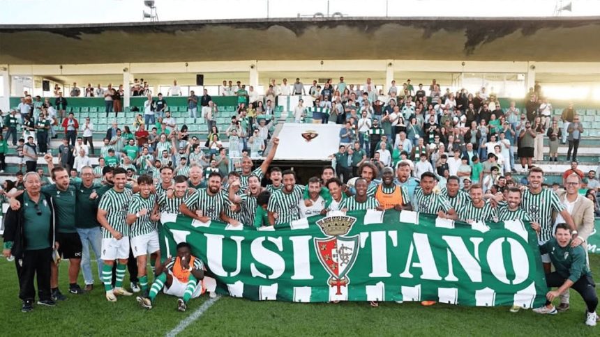 Futebol: Respeitinho e máxima força. É assim que Carvalhal aborda o Lusitano lusitano evora