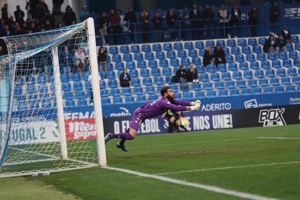 Futebol: FC Vizela vence "B´s" do Benfica FC Vizela Benfica - 11