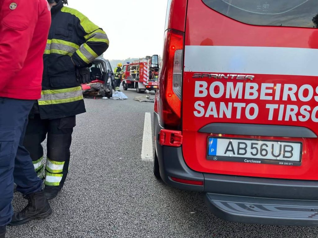 A3: Dois feridos graves entre as 4 vítimas de acidente A3 acidente Braga Porto