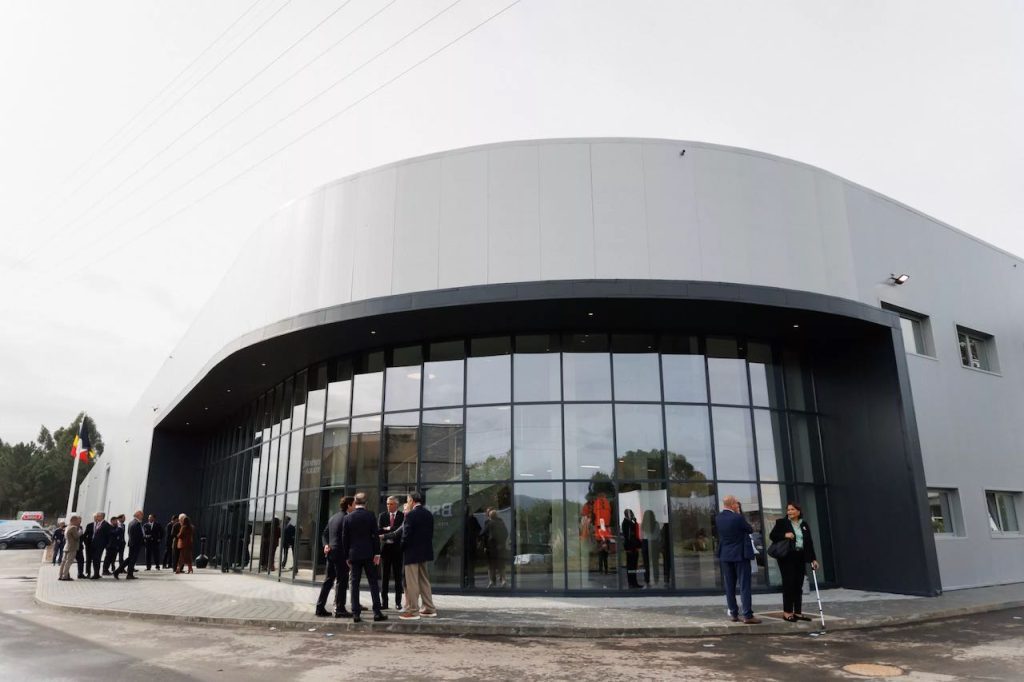 Viana: Nobre dá "um tiro" em reserva agrícola para montar parque de estacionamento armas viana - 1