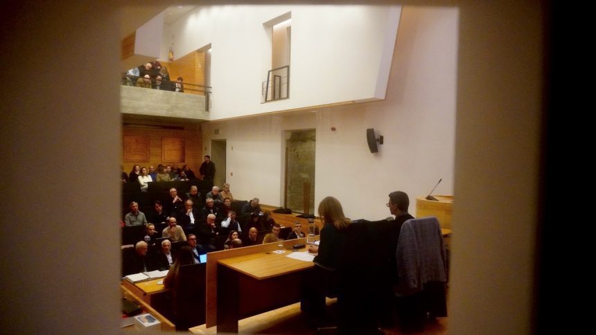 Esposende: AM unânime em voto de protesto face ao veto do PR Assembleia Municipal de Esposende