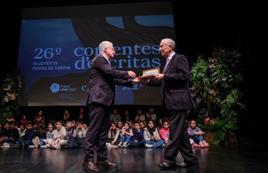 Póvoa de Varzim: Correntes d´Escritas condecorado pelo presidente da República correntes d escritas póvoa de varzim