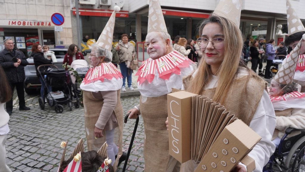 desfile de carnaval esposende ambiente fantasia 146