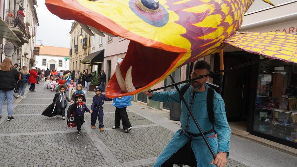 desfile de carnaval esposende ambiente fantasia 19