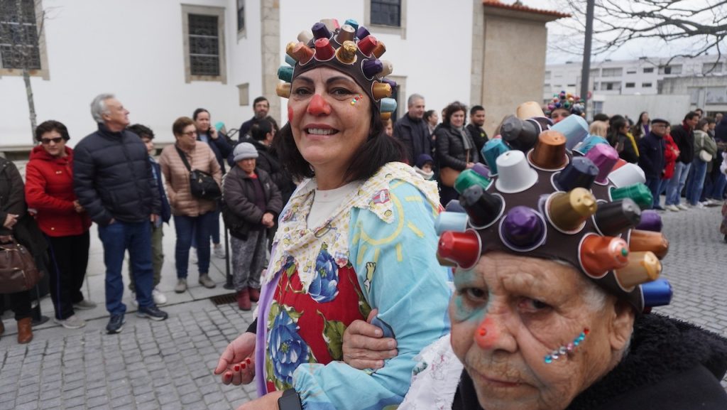 desfile de carnaval esposende ambiente fantasia 42
