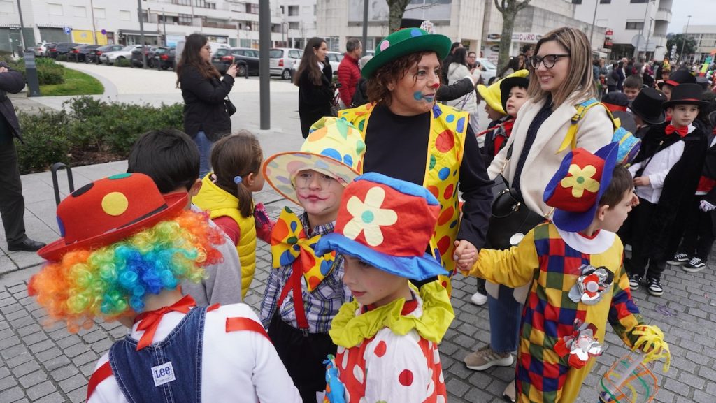 desfile de carnaval esposende ambiente fantasia 62
